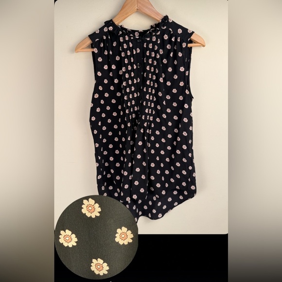 Kate Spade Live Colorfully Silk  Sleeveless Floral Blouse Micro Pleating Top M - Picture 1 of 10